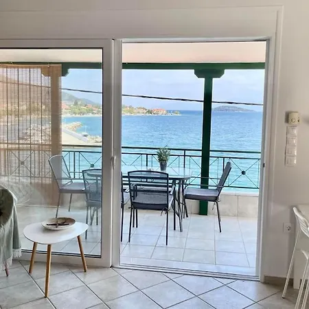 Seaside Apartment In Glyfada-Trizonia Glyfada  Exterior photo
